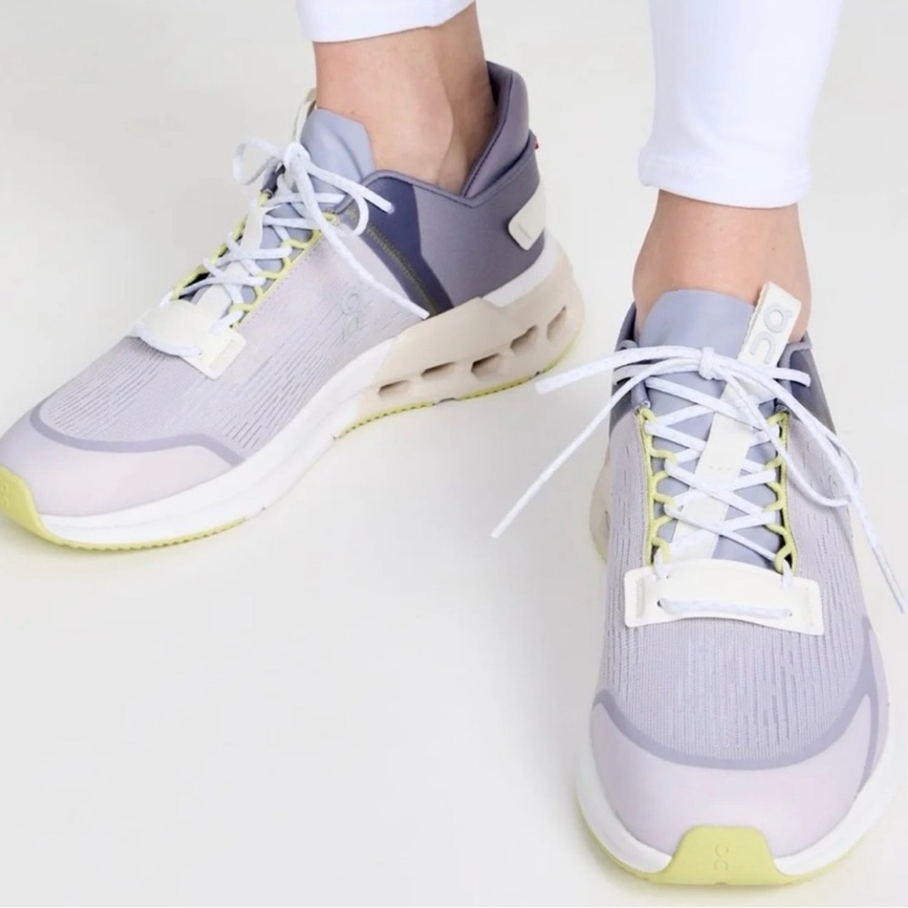 New On Cloudnova Flux Sneakers Fade Moon Free People size 9